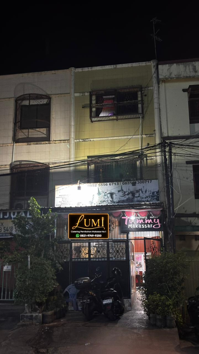 Logo LUMI - CATERING PERNIKAHAN MAKASSAR
