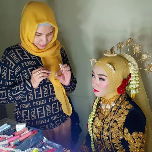 Logo Rani Salon Wedding