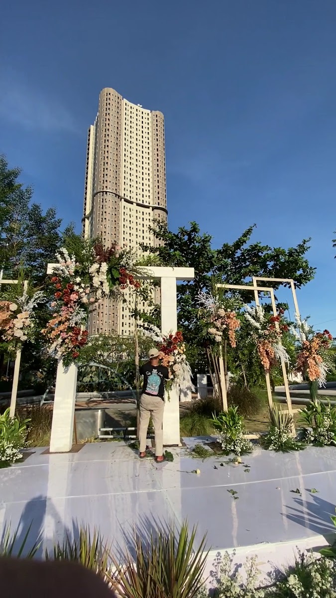 O2 Park Surabaya